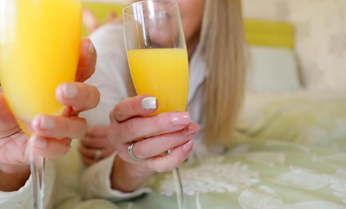Celebrating a special occasion? Allow us to enhance your stay and create lasting memories for you.